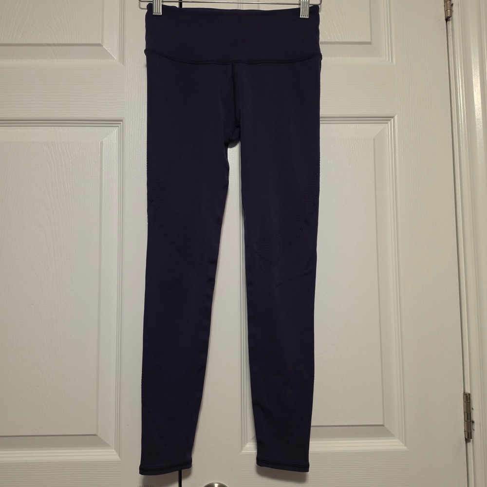Lululemon Reveal Leggings Perforated Laser Cut Purple Size 6